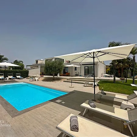 Aria Oasi Relax Aparthotel 5*